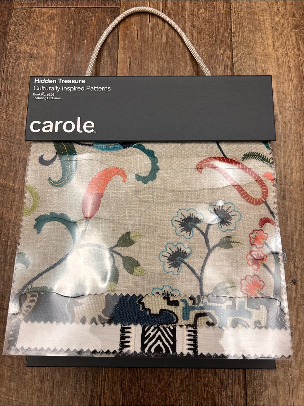 Carole Fabric Swatch Interior Design Fabric Sample Book.
14x10”
Samples
60 pgs
